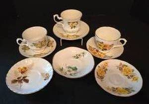 lot 302 image: Pretty Tea Cup & Saucer Collection