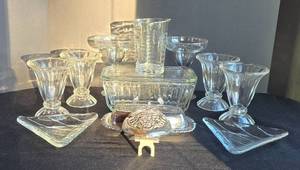 lot 310 image: Sparkling Glass and Silver Plate Grouping