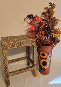 lot 322 image: Cute Wicker Stool plus Fall Decor