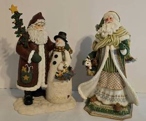 lot 323 image: Festive Holiday Figures