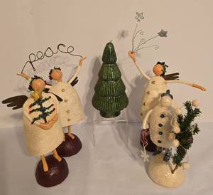 lot 334 image: Robin Ketso for Demadco Figures & More