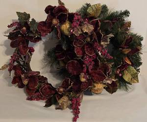 lot 413 image: Pair of Burgundy Accented Wreaths