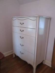 lot 16 image: Vintage white wood 5-drawer high bo...