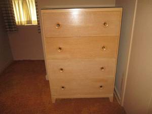 lot 23 image: Blonde wood dresser 32 x 18 x 47...