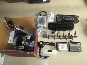 lot 126 image: Assorted electronics, see pictires...