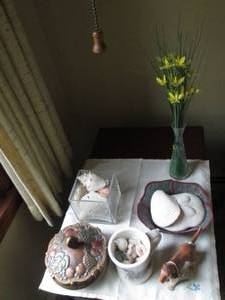 lot 152 image: Small collection of assorted sea sh...