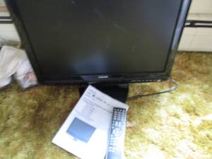 lot 153 image: Toshiba 1922 freestanding flat sc...