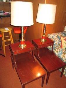 lot 199 image: Pair of end tables and lamps...