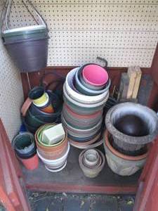 lot 224 image: Large assortment of plastic and Ter...