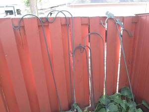lot 226 image: 8 Assorted size shepherds hooks...