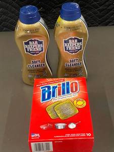 lot 9 image: 1.5 - Brillo Soap Pads and Bar Keepers Friend Soft Cleanser Set