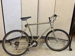 lot 10 image: Gary Fisher Trek Trail Bicycle Bike - In Good Condition