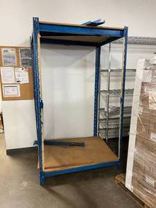 lot 56 image: 1 - 3 TIER SHELF EXTRA HEAVY DUTY TEARDROP PALLET RACKING SECTION MEASURING&nbsp84 x 38 x 49&nbspIncludes Shelf Supports and Particle Boards That Are Pictured - GREAT CONDITION 