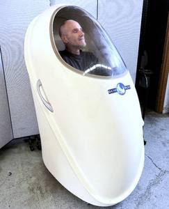 lot 42 image: Cosmed Bod Pod Air Displacement Plethysmography ADP Body Composition Tracking System - Nonworking However Would Make A Great HyperbaricBariatric Chamber Or Amazing Halloween Prop  Dave Makes A Great Cosmos Character On Wheels Too