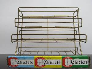 lot 15 image: Vintage 1960s CHICLETS Gum Advertising Store Display 