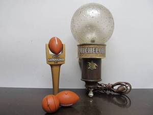 lot 38 image: Vintage MICHELOB Beer Advertising Sconce Lamp & Coors Beer Sports Tap Handle