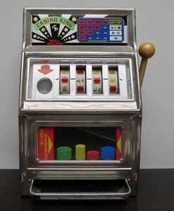 lot 50 image: Excellent Working Vintage WACO Tabletop Slot Machine