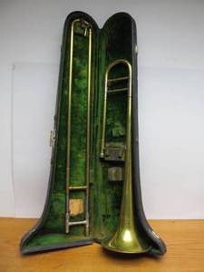 lot 231 image: Old Vintage 1920s-30s era AMERICAN TRIUMPH Trombone by Harry Pedler