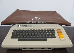 lot 68 image: Vintage ATARI 800 Computer
