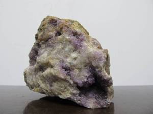lot 80 image: Large Genuine Amethyst Rock Chunk