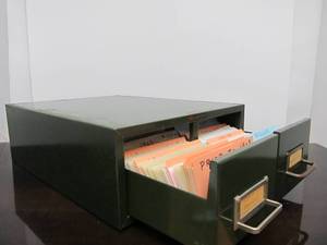 lot 92 image: Excellent Clean Estate Lot of Vintage Stamps in Metal Cabinet