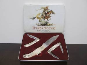 lot 107 image: Unused WINCHESTER Knife Set in Case