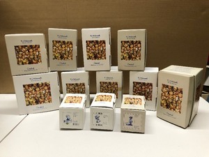 lot 201 image: Lot of 12 Mint in Original Box HUMMEL Figurines