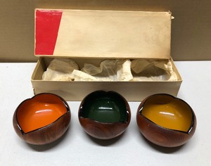 lot 151 image: Wonderful NOS Mid Century Set of 3 Turned Wood Bowls