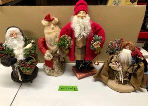 lot 160 image: Higher End SANTA CLAUS Christmas Figures #1