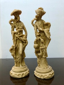 lot 258 image: 2 Highly Detailed Chinese Figures