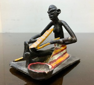 lot 261 image: Small Old Vintage African Bronze Seated Figure