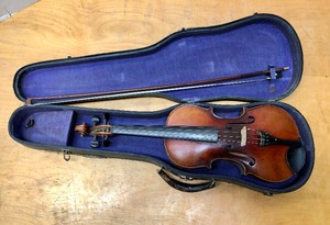 lot 270 image: Quality Antique German Violin by Joseph Guarnerius wCase & Bow