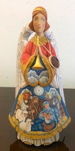 lot 357 image: Beautiful Hand Carved Signed DEBREKHT Russian Christmas Angel Figure