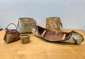 lot 353 image: Great lot of Native American Artisan Hand Made Baskets