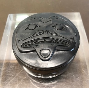 lot 362 image: Northwest Coast Pearlite Stone Carved Box