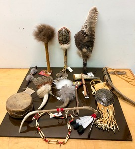 lot 398 image: Large Lot of Native American Handmade Items
