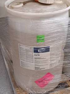 lot 213 image: Lot of (1) Blue Coral Hi pH 380 Car Wash Detergent 30-gallon Plastic Drum
