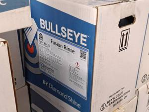lot 158 image: Lot of (3 Cases) Diamond Shine Bullseye Fusion Rinse 5gal Case Pack