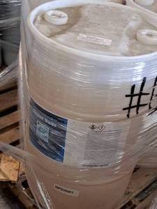 lot 290 image: Lot of (1) DuBois Blendco Systems Super Suds Vehicle Cleaner 30-gallon Plastic Drum