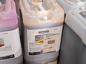 lot 260 image: Lot of (5) Rust-oleum Red Rhino Professional Carnauba Wax Yellow 6-gallon Plastic Jug