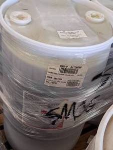 lot 324 image: Lot of (1) Dubois Blendco Systems Red Rhino Rhino Foam Extreme Yellow Vehicle Cleaner 30-gallon Plastic Drum