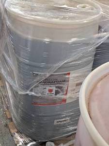 lot 332 image: Lot of (1) Dubois Blendco Systems Red Rhino Yellow Fragrafoam Foaming Conditioner 30-gallon Plastic Drum