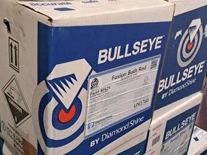 lot 89 image: Lot of (5 Cases) Diamond Shine Bullseye Fusion Bath Red DynaShine-Low Foaming Red Low pH Process and Surface Enhancer  5gal Case Pack 2.5-gallon Plastic Jug 2-count ( 10 total items )