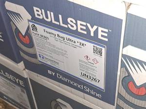 lot 80 image: Lot of (4 Cases) Diamond Shine Bullseye Foamy Bug Ultra 3X Bug Remover Concentrate 5gal Case Pack 2.5-gallon Plastic Jug 2-count ( 8 total items )