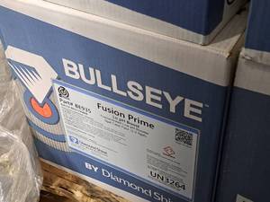 lot 83 image: Lot of (5 Cases) Diamond Shine Bullseye Fusion Prime Lo pH Boost Concentrated Low pH Booster 5gal Case Pack 2.5-gallon Plastic Jug 2-count ( 10 total items )