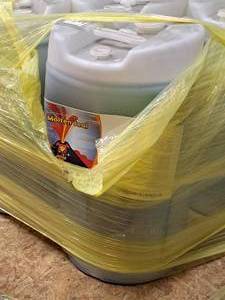 lot 373 image: Lot of (1) Rust-oleum Blendco Systems Molten Seal 15-gallon Plastic Drum
