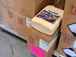 lot 457 image: Lot of (1 Box) Auto Magic GS-1 No. 76A Fast Working Leveling Polish 1-Gallon Plastic Jug 4-count ( 4 total items )