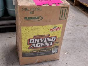 lot 494 image: Lot of (1 Box) Turtle Wax Flexpak Professional Hyper Concentrate Drying Agent HP-155 5-gallon Box