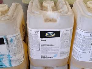 lot 529 image: Lot of (3) Zep Impact Hi pH Car Wash Detergent 30005755 5-gallon Plastic Jug