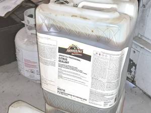 lot 538 image: Lot of (3) ArmorAll Professional Citrus Sealant Concentrated Car Wash Paint Sealer H50735 5-gallon Plastic Jug